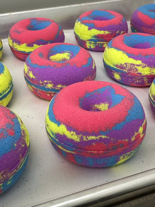 Bubblegum Donut Bath Bomb