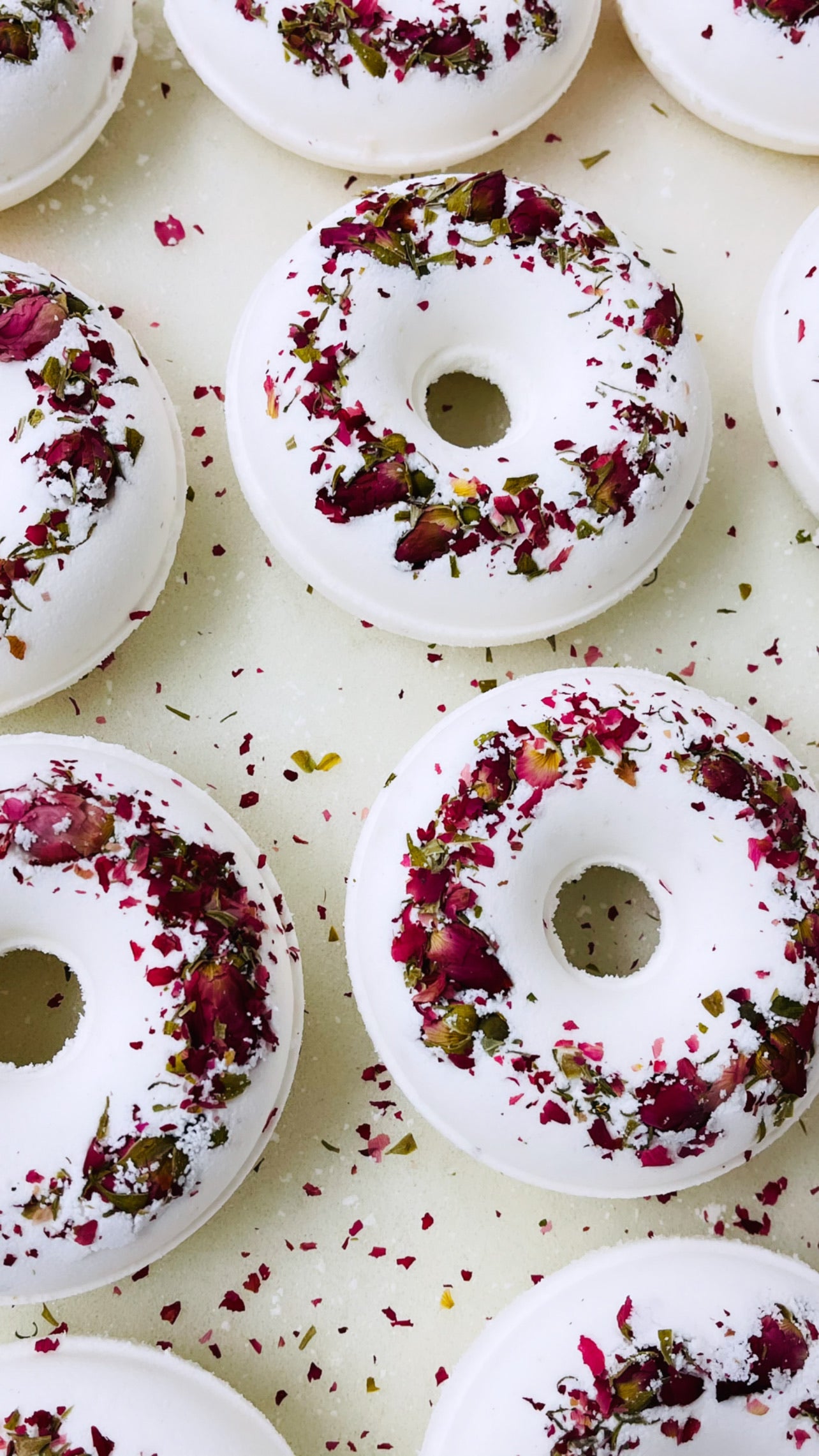 Rose Donut Bath Bomb